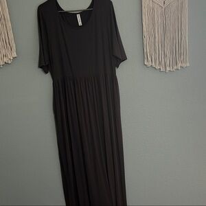 Zenana Outfitters Black Maxi Dress